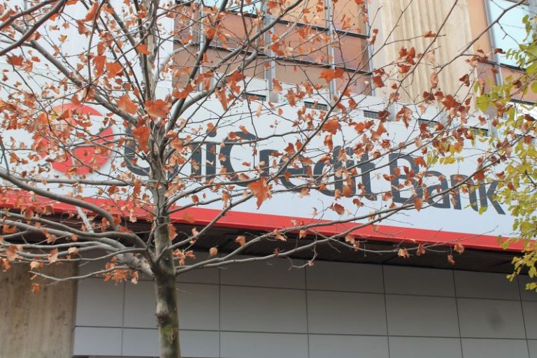 unicredit amanare rate credite